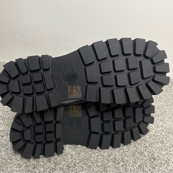 NEW Urban Outfitters Womens 10 Black Uo Greyson Penny Loafer Patent - Picture 4 of 8